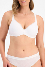 Load image into Gallery viewer, Barely There Lace Contour Bra