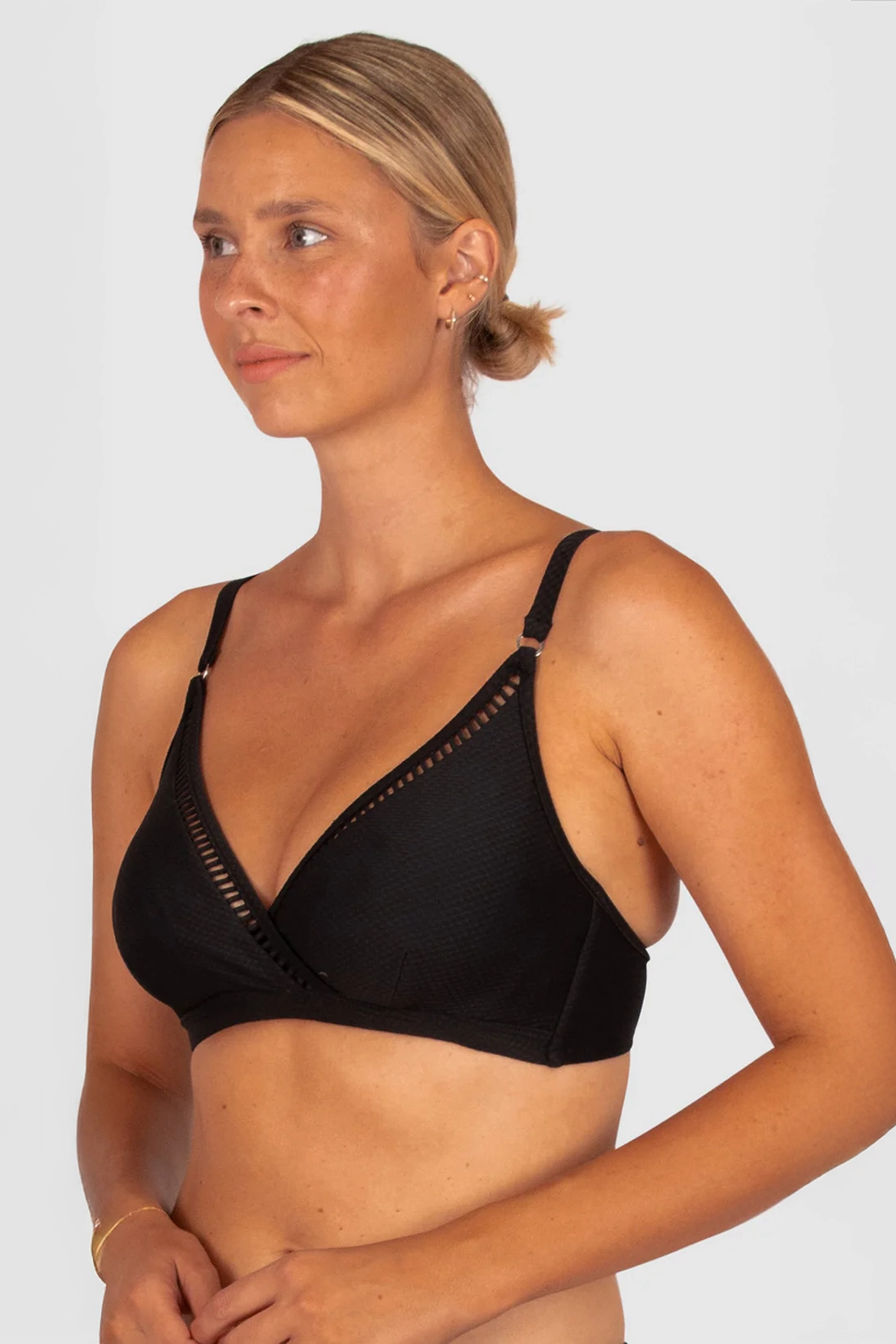 Rococco D-E Cup Ladder Lace Wrap Bikini Bra Top