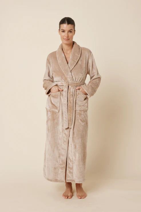 Colette Plush Robe