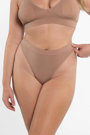 Nat'V Basics Cheeky G