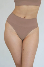 Load image into Gallery viewer, Nat&#39;v ChiChi Support G
