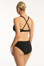 Load image into Gallery viewer, Sea Level SL3324ECO Essentials &#39;G&#39; Cup Cross Front Bra Black
