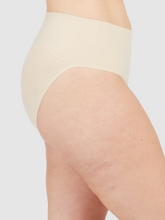 Load image into Gallery viewer, Spanx SP0215 Undietectable Brief Soft Nude
