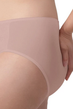 Load image into Gallery viewer, Lacy Minimiser Maxi Brief
