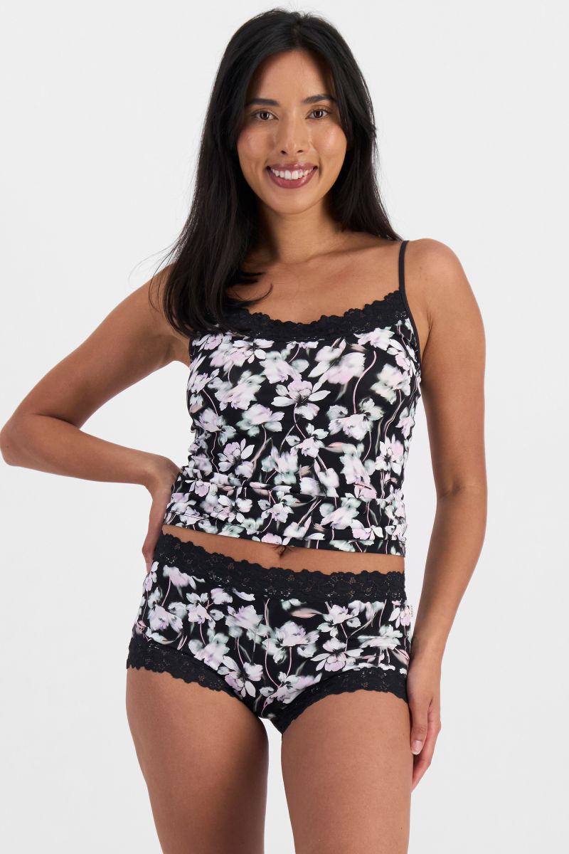 Parisienne Print Full Brief