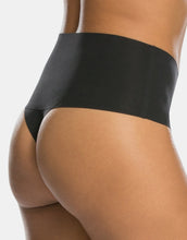 Load image into Gallery viewer, Spanx SP0115 Untietectable Thong Black
