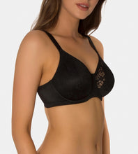 Load image into Gallery viewer, Triumph 10154651 Lacy Minimiser Bra Black
