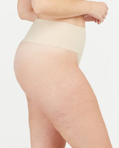 Spanx SP0115 Untietectable Thong Soft Nude