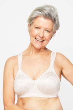Load image into Gallery viewer, Playtex Y1055H Ultimate Lift &amp; Support Wirefree Nude
